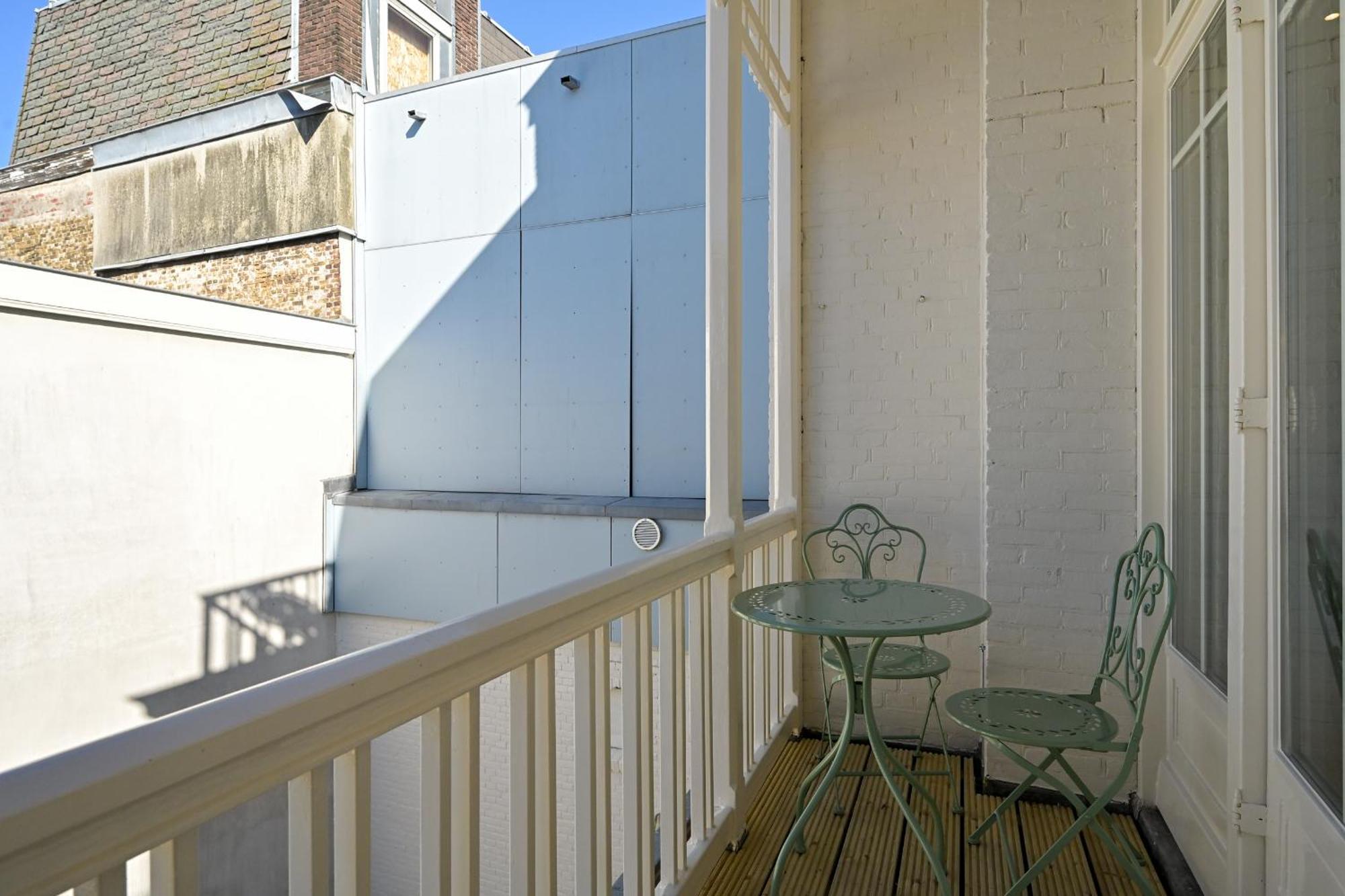 Novallure Downtown - Short Stay Apartments Haia Exterior foto