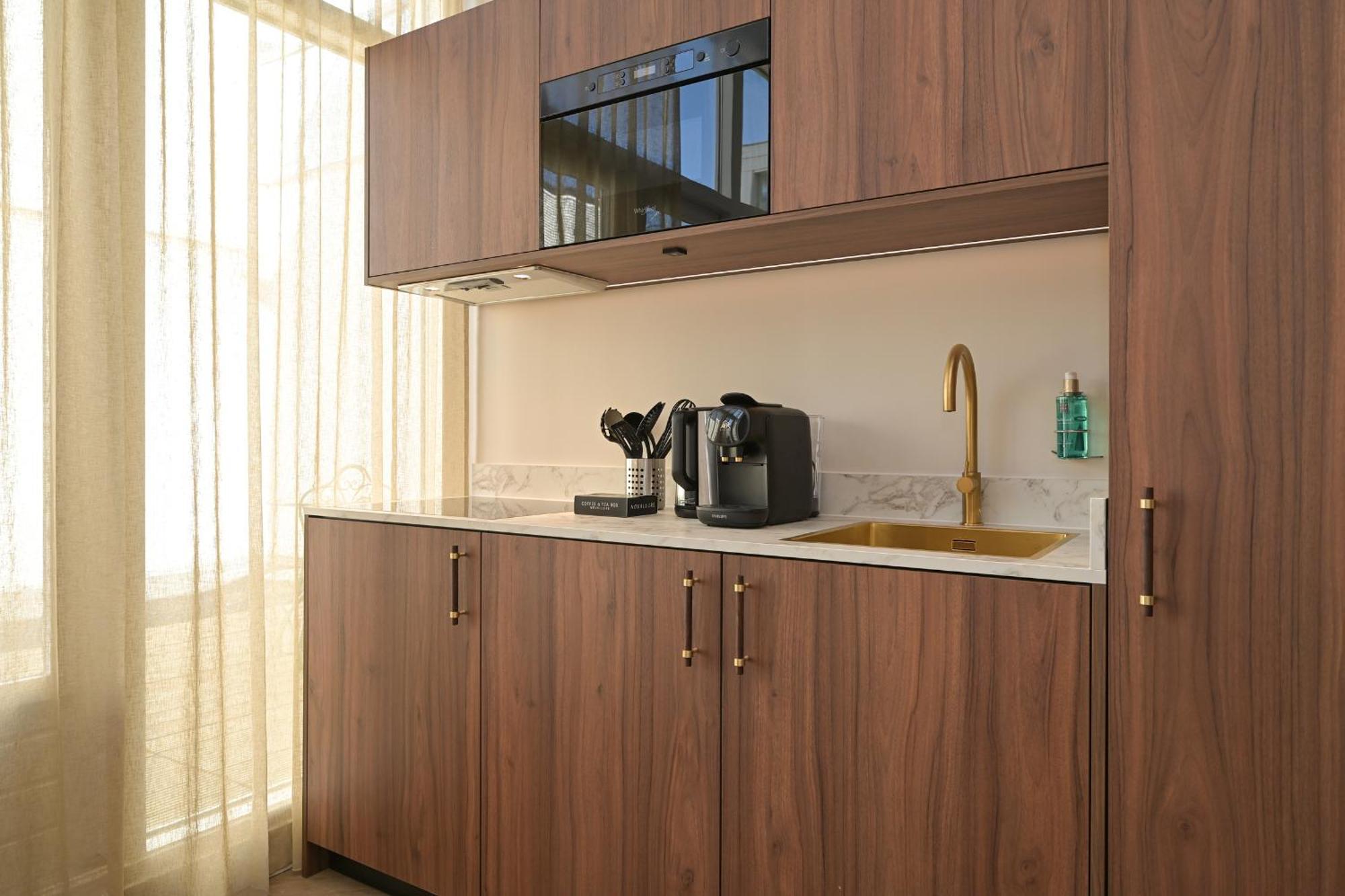 Novallure Downtown - Short Stay Apartments Haia Exterior foto
